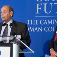 Richard DeVos standing with David Frey at the Seidman Groundbreaking event.